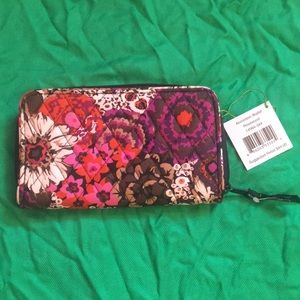Vera Bradley Accordion Wallet NWT